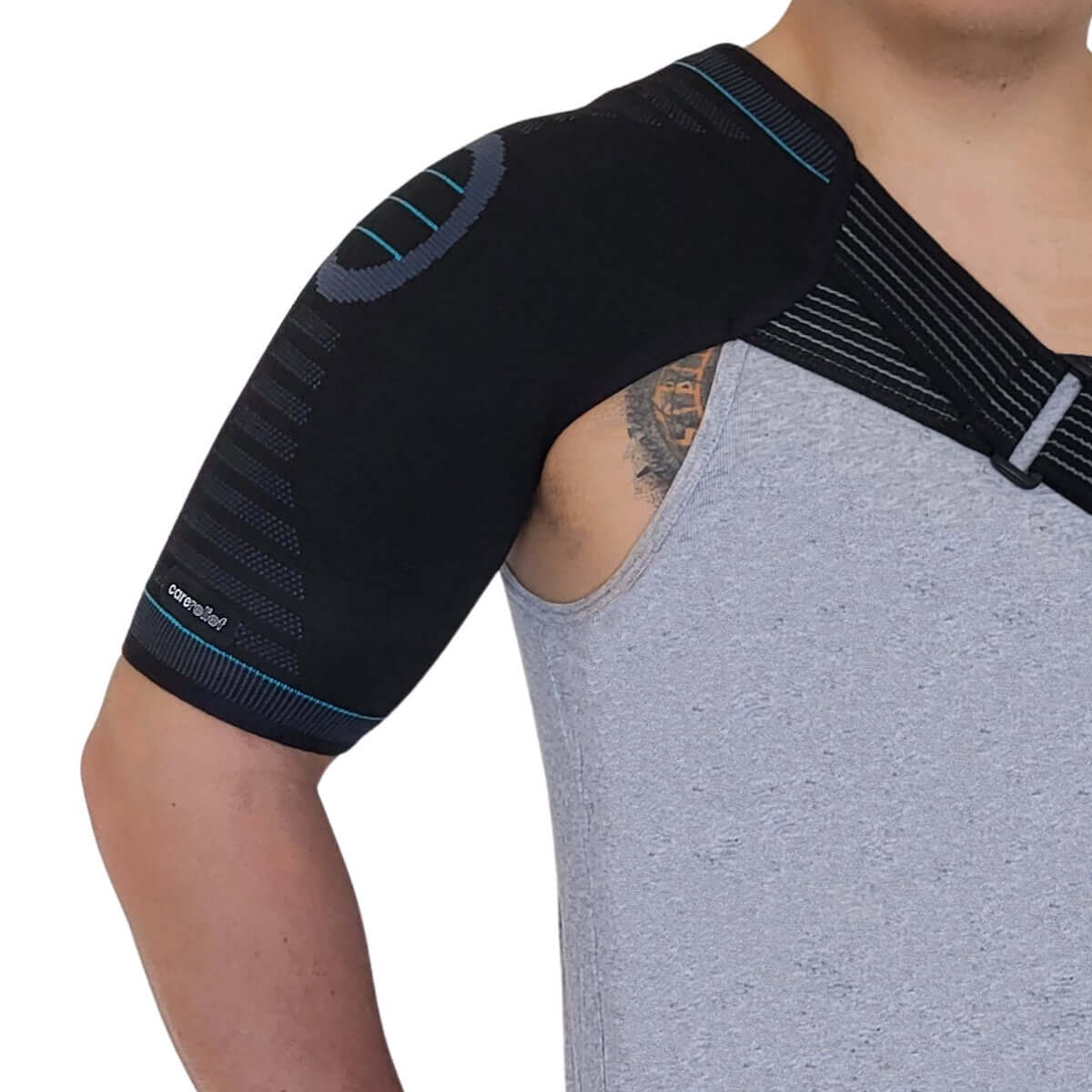 Få skulderstøtte og smertelindring med skulderbandage SS10 hos Carerelief. Skulderbind i åndbar kompressions giver aflastning til skulderen ved smerter og skader i skulderen. 