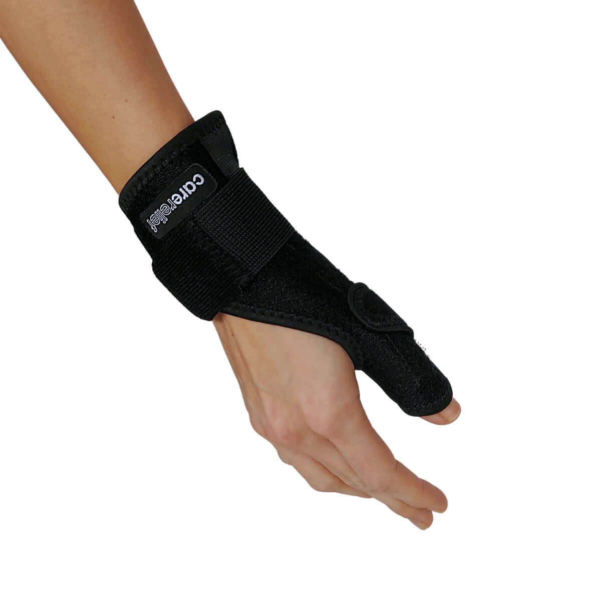 Tommelfingerskinne og håndledsstøtte fjerner smerter og hævelser. Komfortabel håndledsskinne med tommelstøtte stabiliserer tommelfingerens grundled. Lav pris.